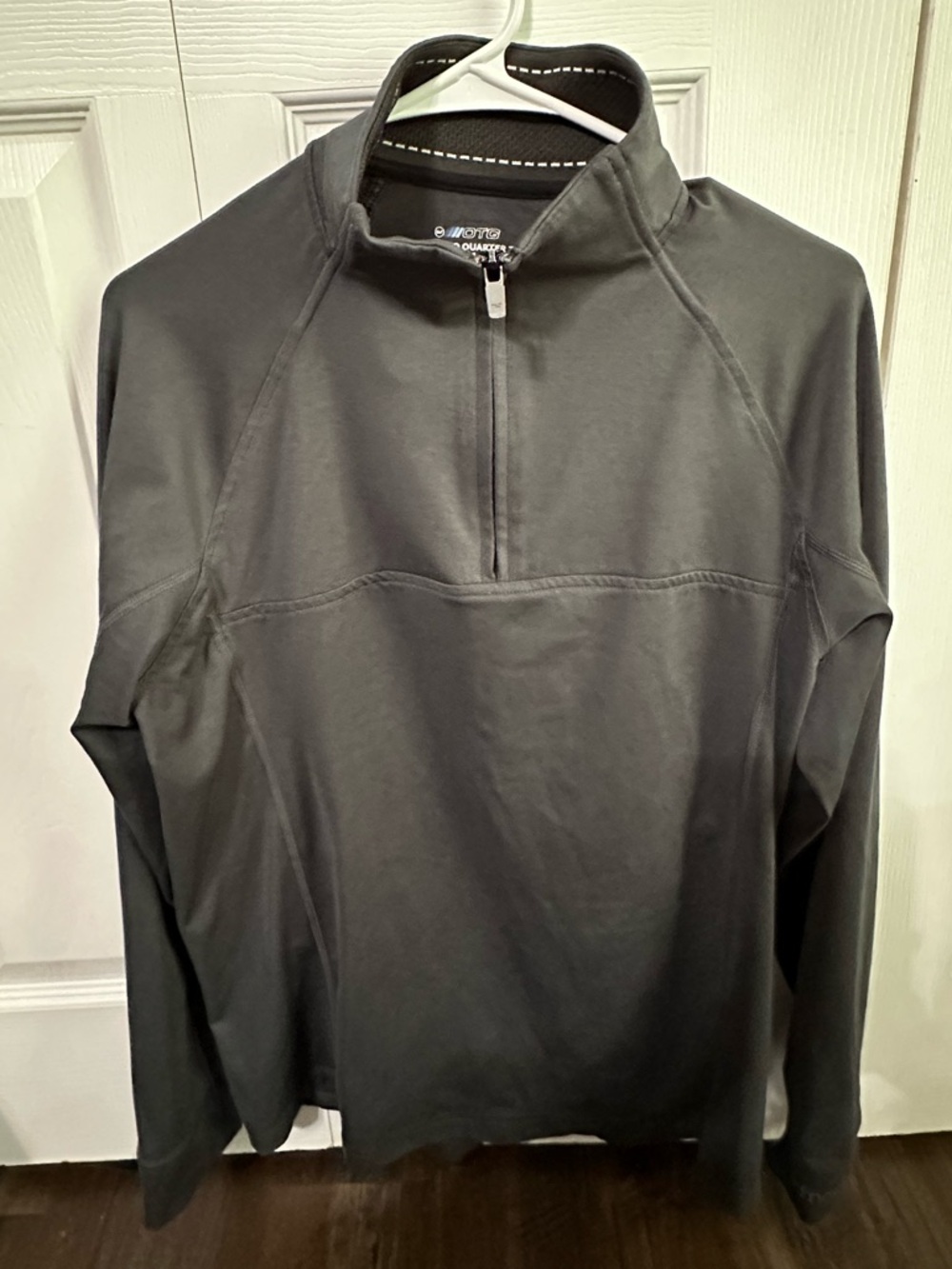 OTG- Vineyard Vines Embroidered Quarter Zip Pullover - Dark Grey